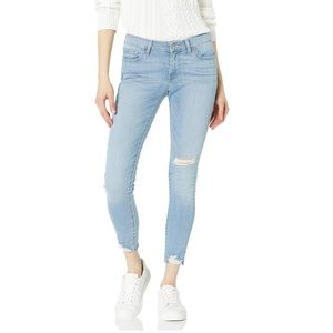 Levi’s 711 Skinny cropped jean